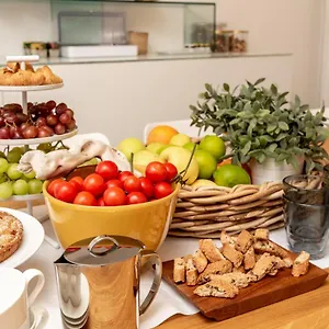 Colonna 24 Luxury In Portovenere Near 5 Terre Bed and breakfast